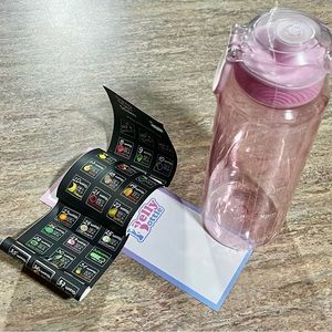 NIB Belly bottle pregnancy water bottle intake tracker